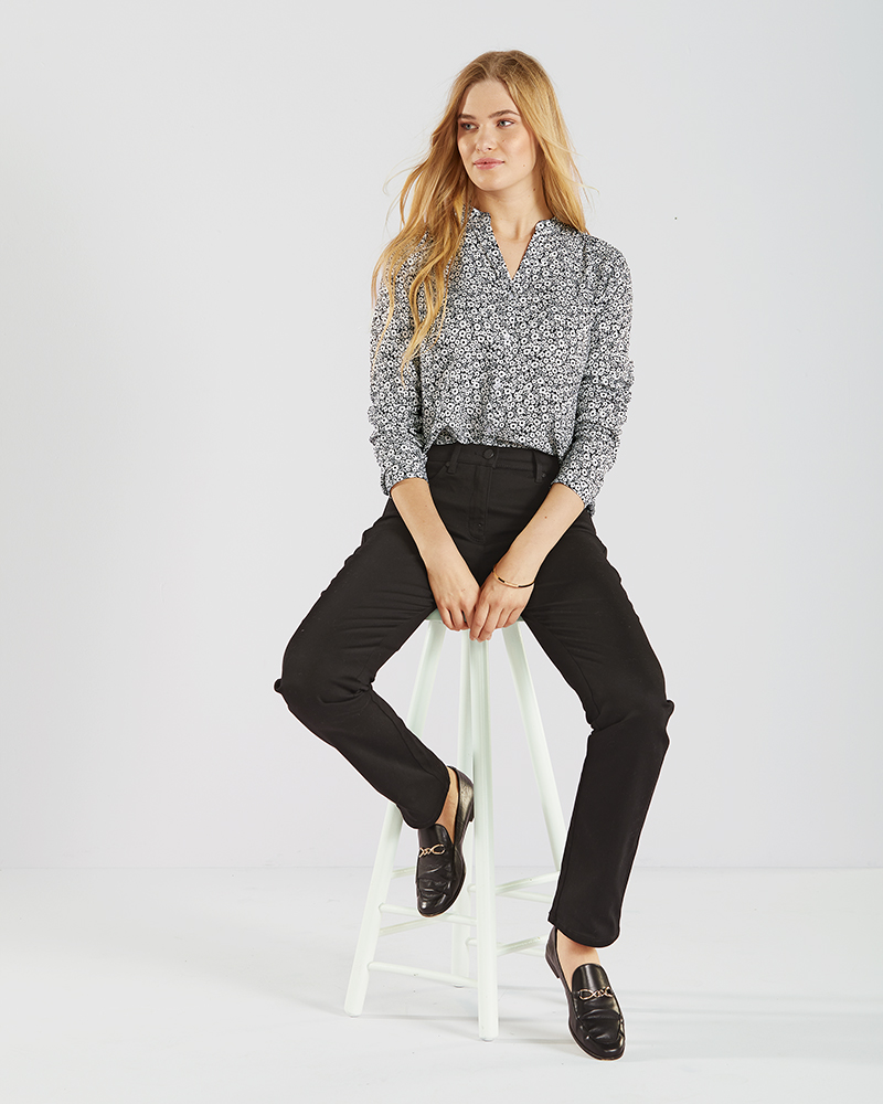 BLUSE-schwarz-411033_JEANS-schwarz-411077 VISKOSEBLUSE IN 2 FARBEN