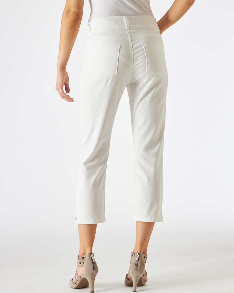 SCHLANKMACHENDE CAPRI-JEANS SCHLANKMACHENDE CAPRI-JEANS