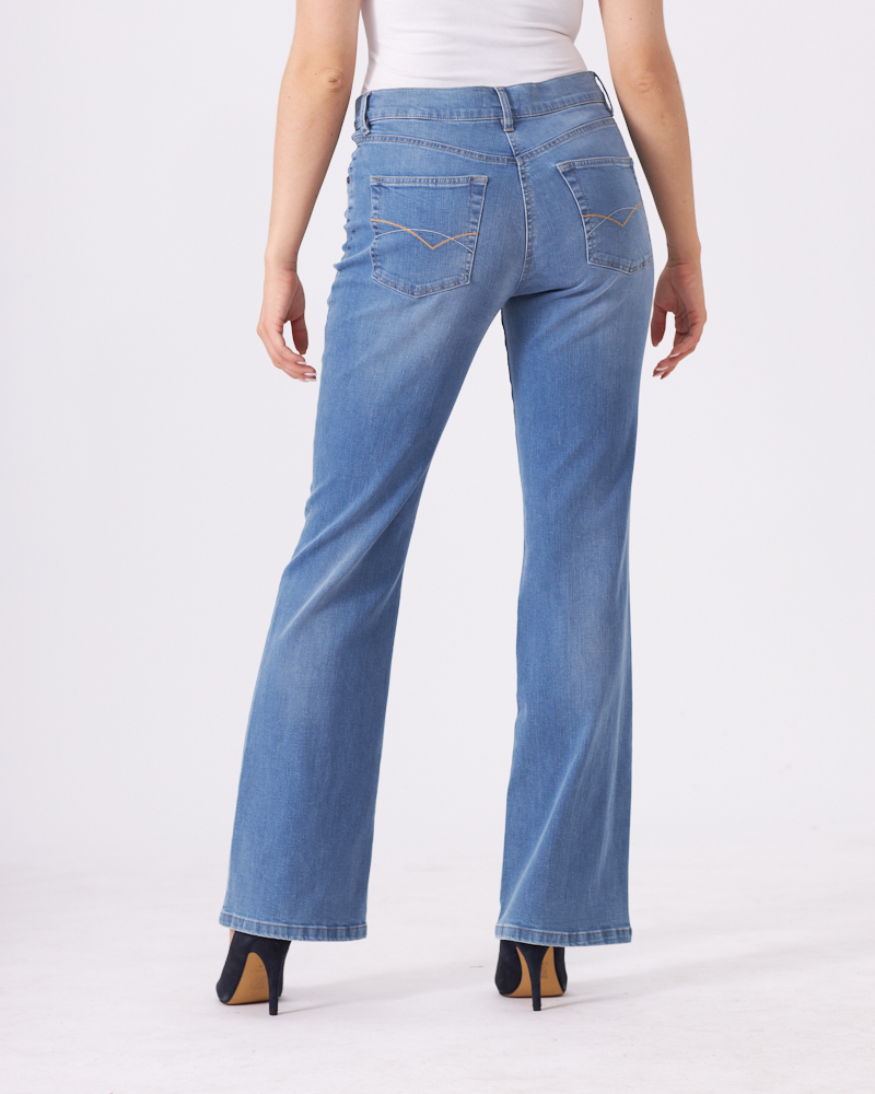 BOOTCUT-JEANS N VON BLOOMERS