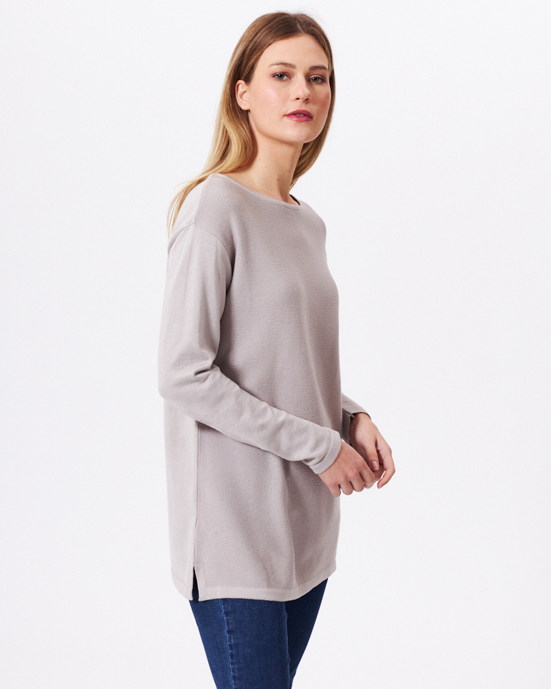 FEINSTRICK-PULLI MIT STRUKTUR FEINSTRICK-PULLI MIT STRUKTUR