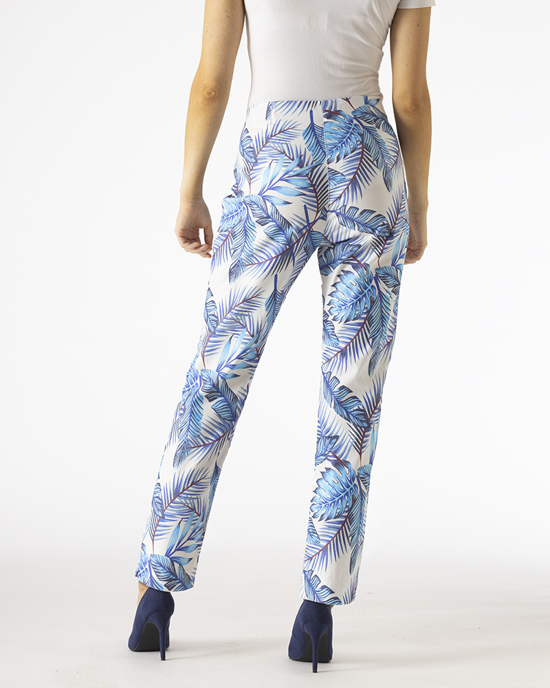 SOMMERLICHE STRETCHHOSE N SOMMERLICHE STRETCHHOSE N