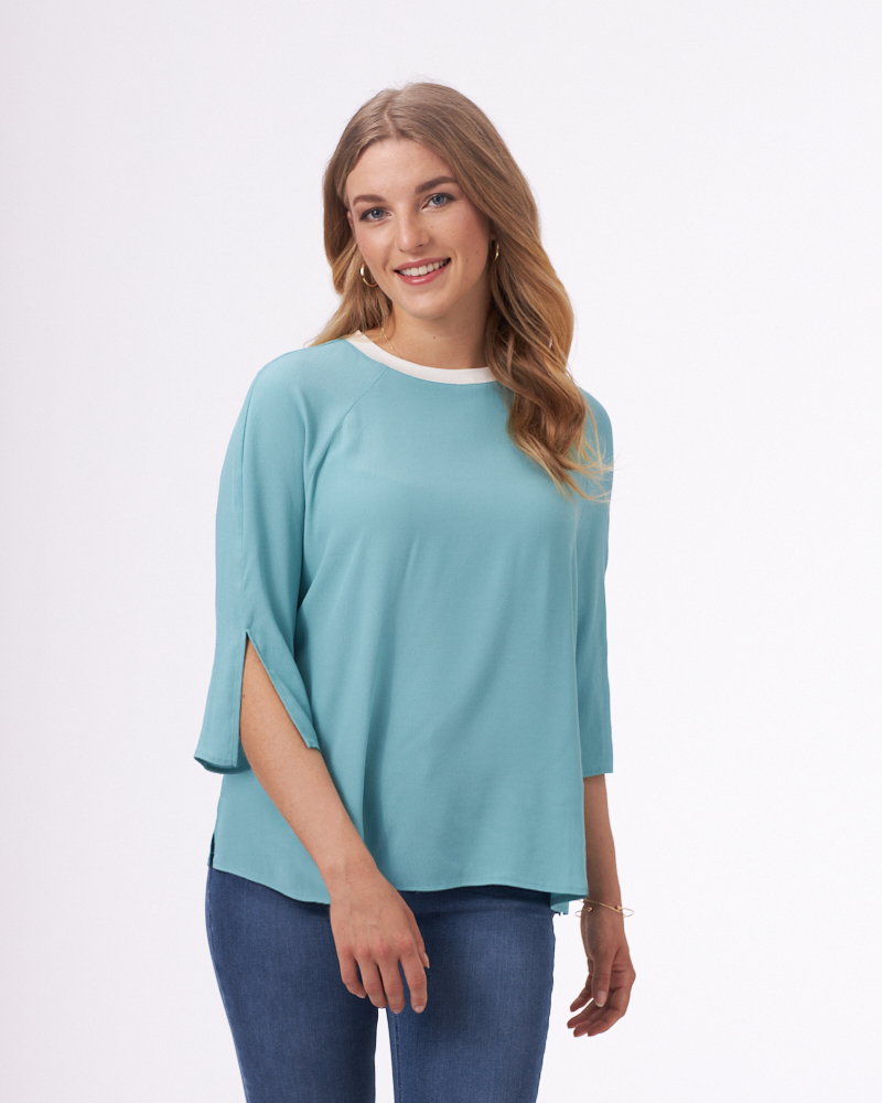 LOCKERE VISKOSE-BLUSE