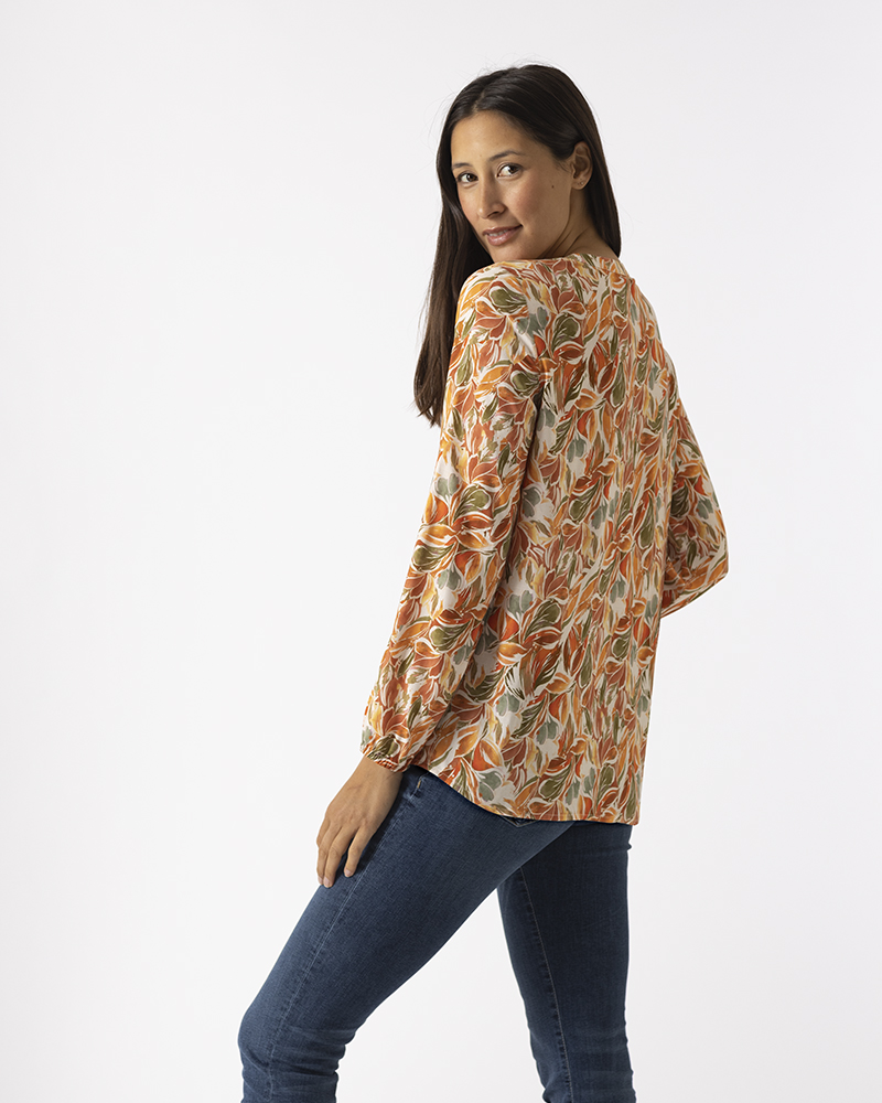 EDLE VISKOSEBLUSE EDLE VISKOSEBLUSE