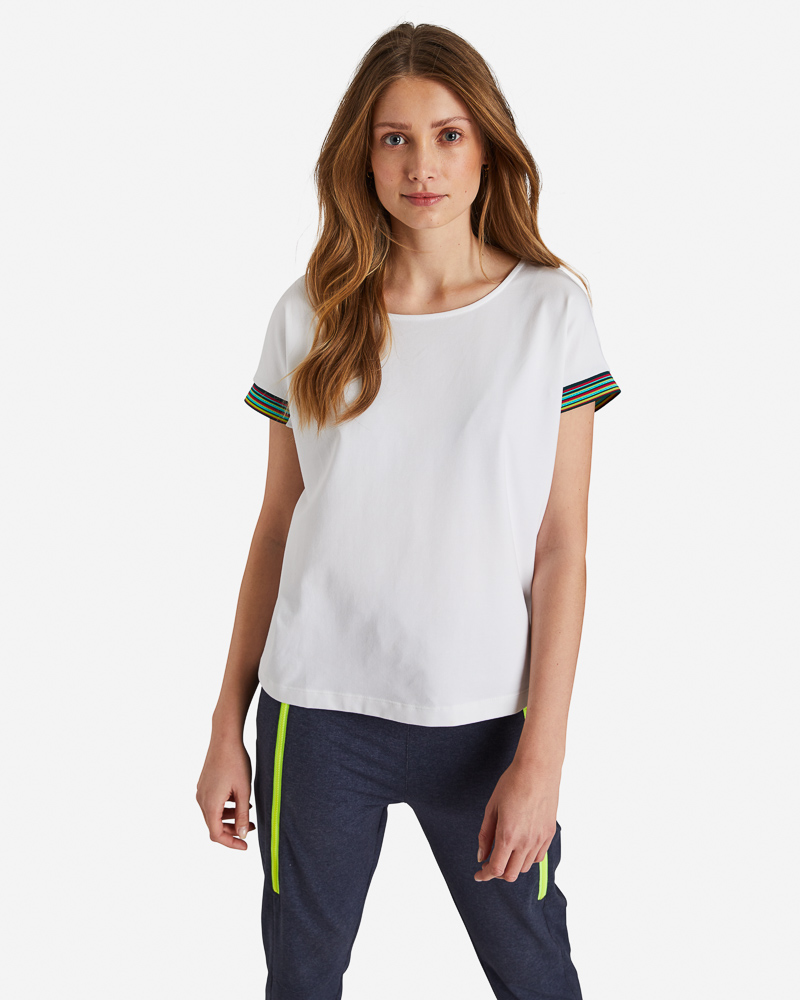 JERSEYSHIRT MIT BUNTEM ÄRMELABSCHLUSS JERSEYSHIRT MIT BUNTEM ÄRMELABSCHLUSS