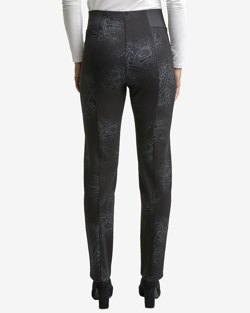 Schlupfhose_schwarz_gemustert_421121_Reela_hinten SCHMALE SCHLUPFHOSE LL