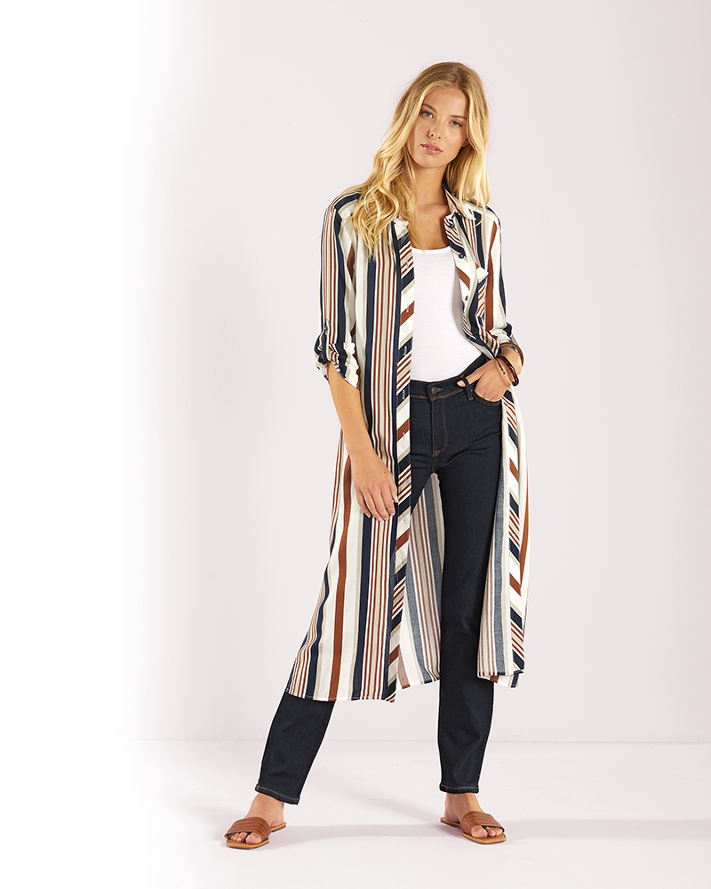 KLEID-gestreift-411087_JEANS-blau-411047 HEMDBLUSENKLEID AUS VISKOSE