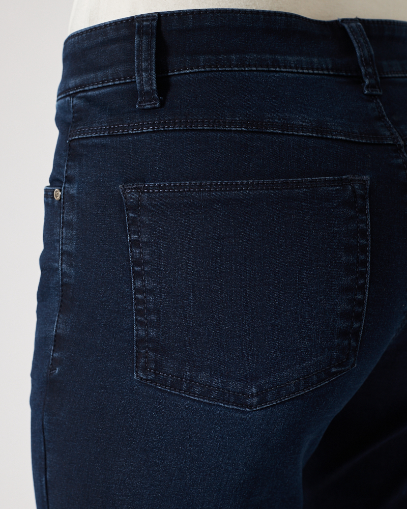 SCHLANKMACHENDE FIVE-POCKET-JEANS L SCHLANKMACHENDE FIVE-POCKET-JEANS L