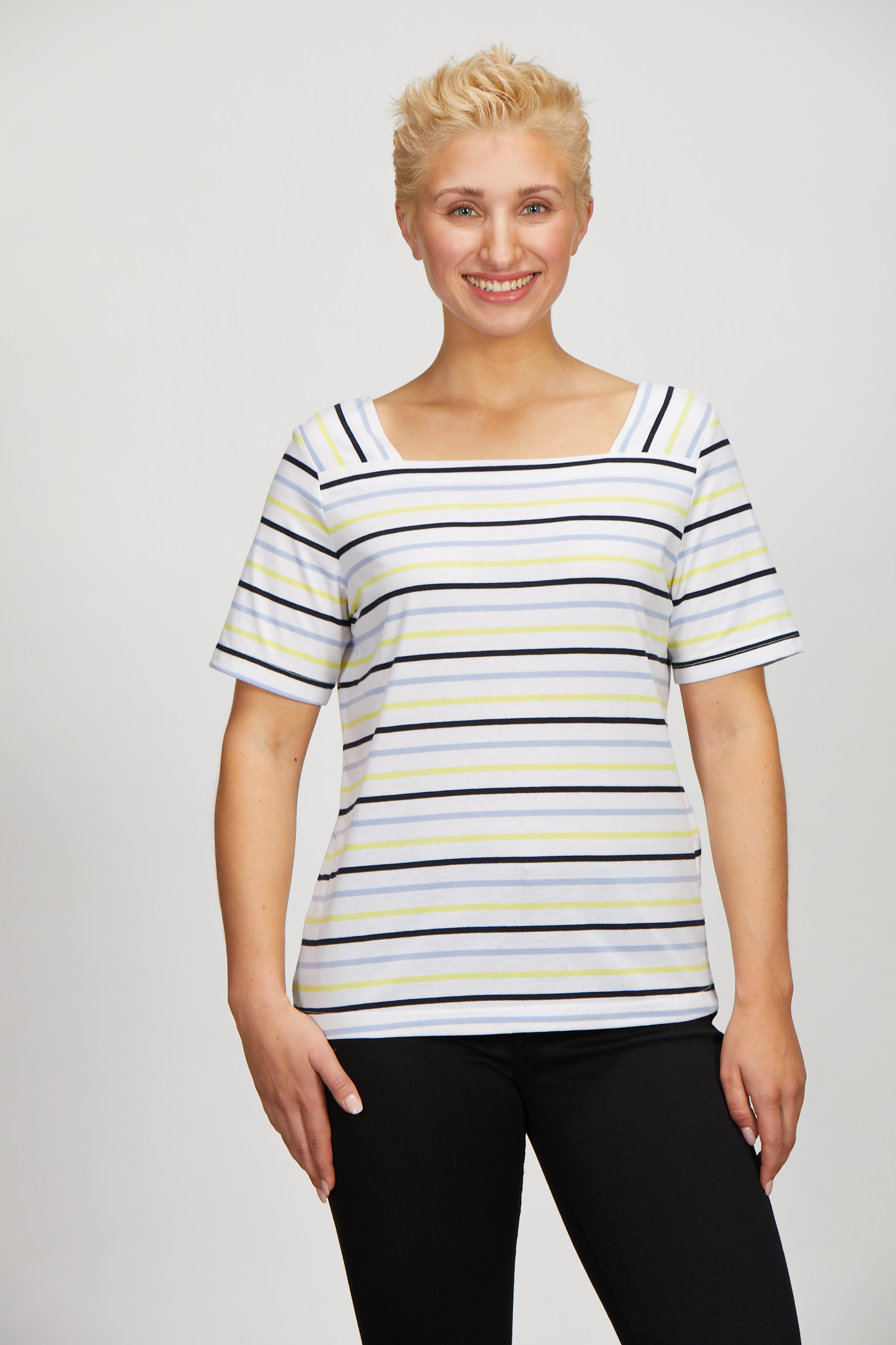 STREIFENSHIRT MIT ECKIGEM AUSSCHNITT STREIFENSHIRT MIT ECKIGEM AUSSCHNITT