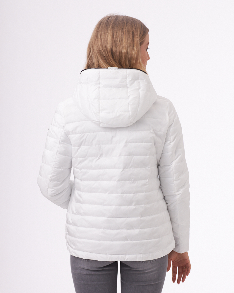 LEICHTE STEPPJACKE VON MANISA LEICHTE STEPPJACKE VON MANISA