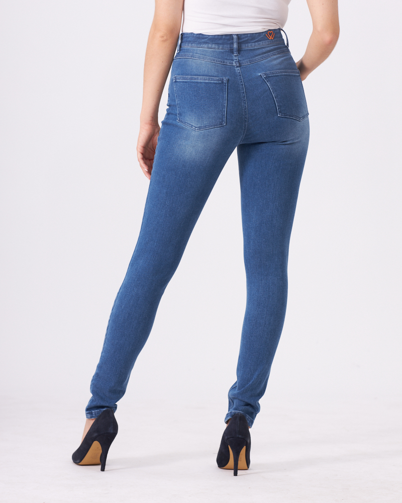 WONDERJEANS L MIT SCHMALEM BEIN WONDERJEANS L MIT SCHMALEM BEIN