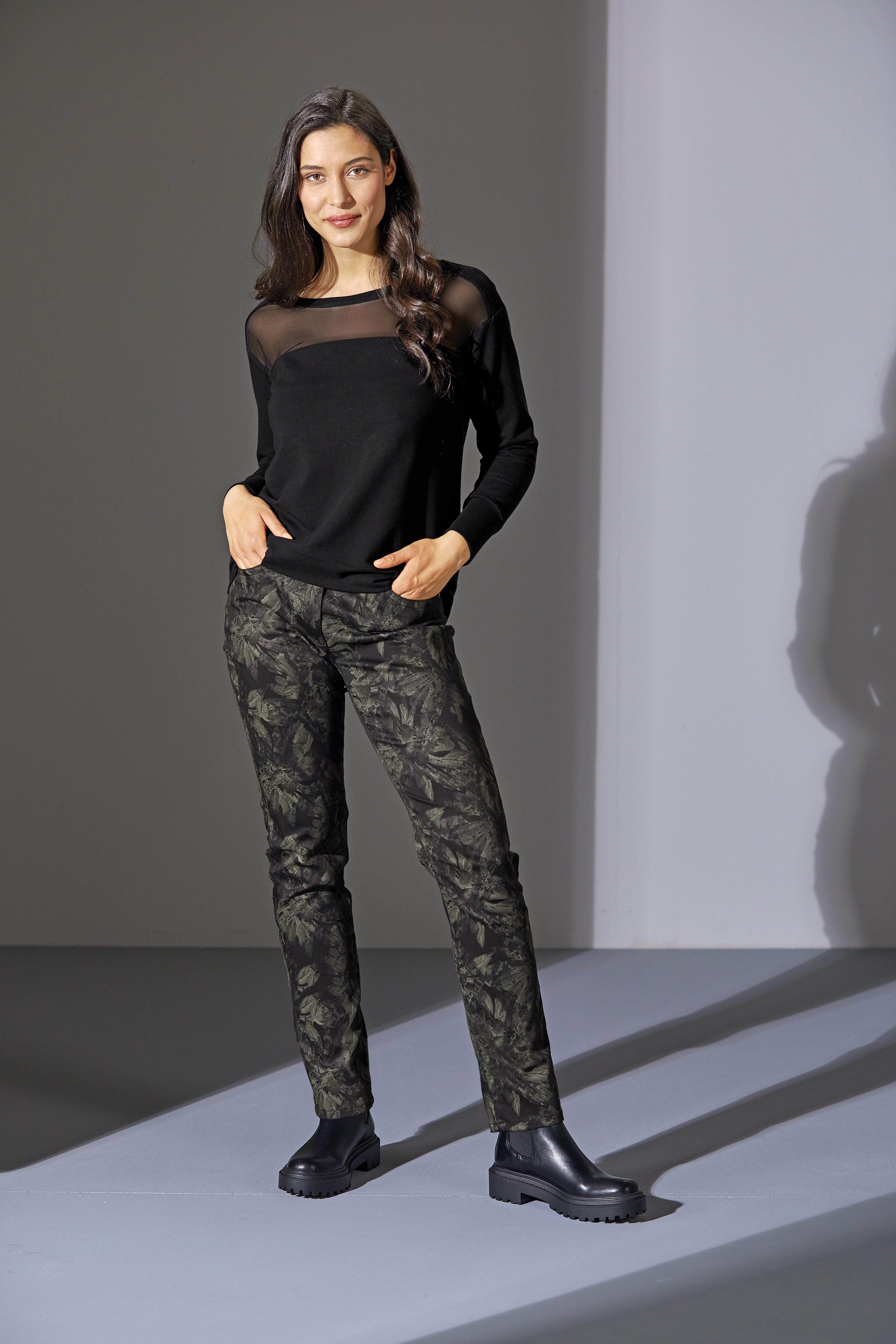 EDLES SHIRT VON SUNA EDLES SHIRT VON SUNA