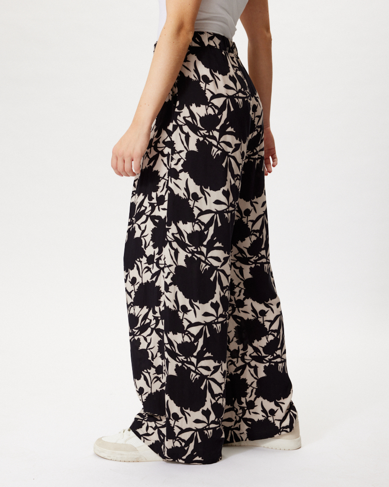 NACHHALTIGE PALAZZOHOSE N VON LANA