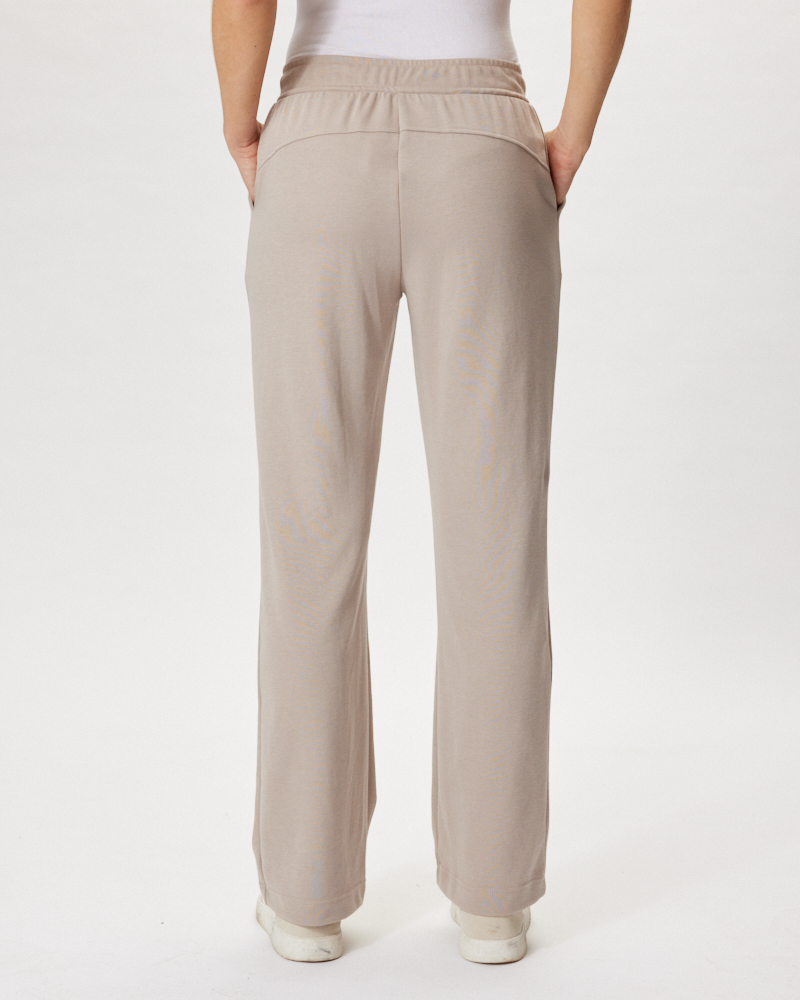 LOCKERE JOGGPANTS L VON SUNA