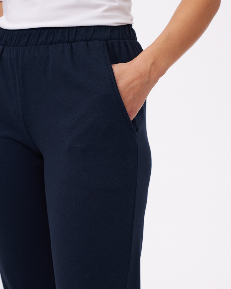 LÄSSIGE PYJAMAHOSE L LÄSSIGE PYJAMAHOSE L