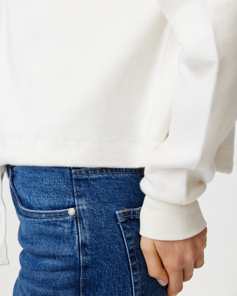 SWEATSHIRT MIT KORDELZUG