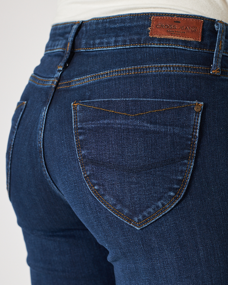 TRENDIGE SCHMALE JEANS K TRENDIGE SCHMALE JEANS K