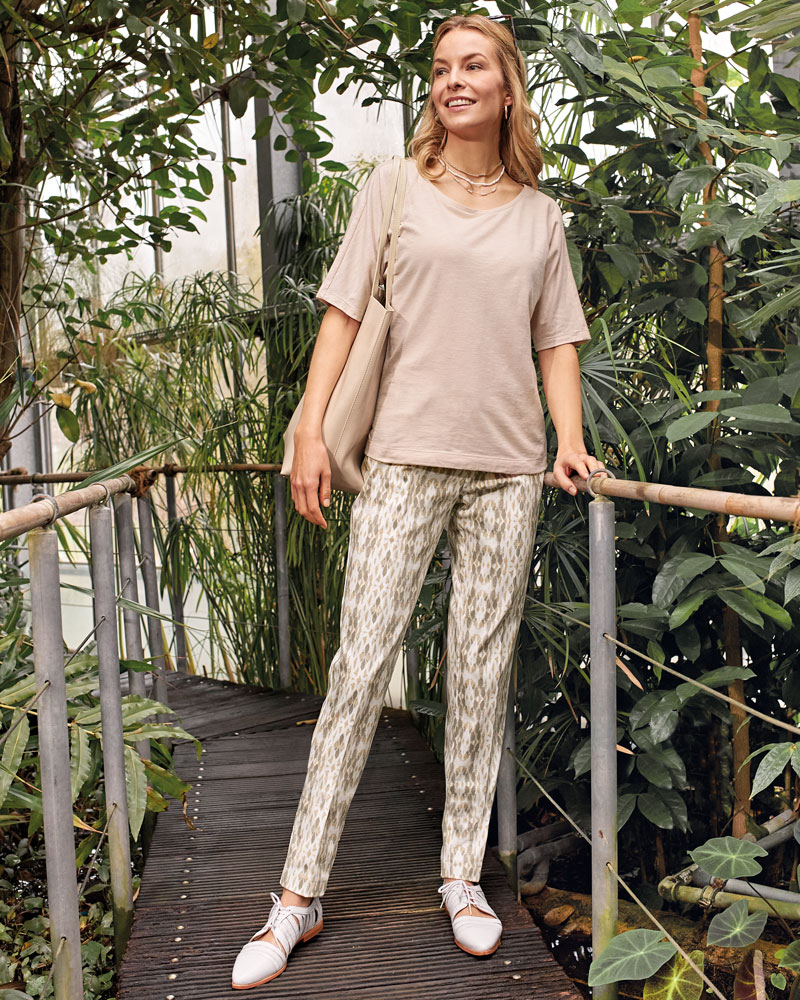 STRETCHHOSE N MIT ALLOVERDRUCK STRETCHHOSE N MIT ALLOVERDRUCK