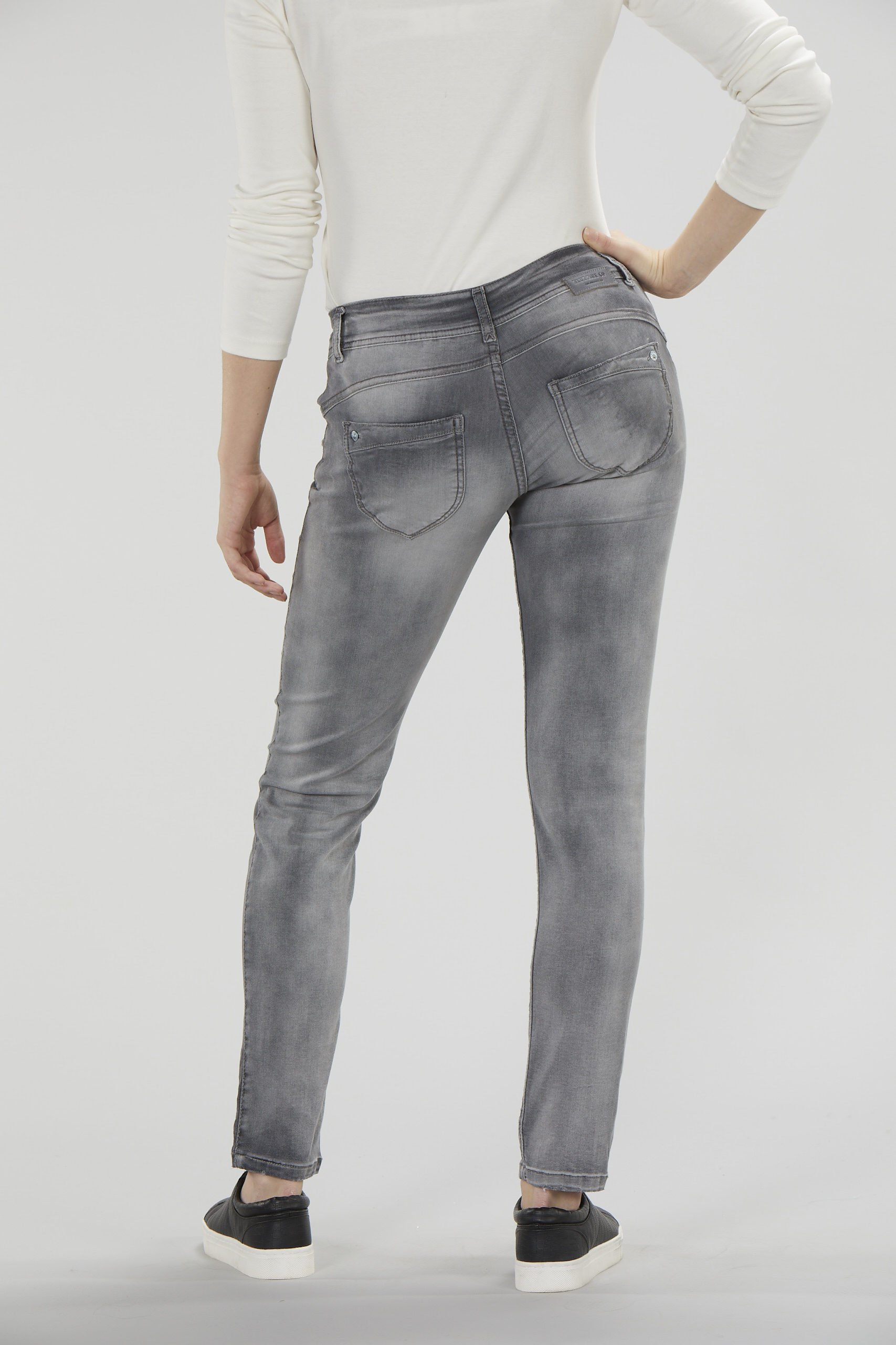 411155_403001_45191 COOLE SKINNY-JEANS L