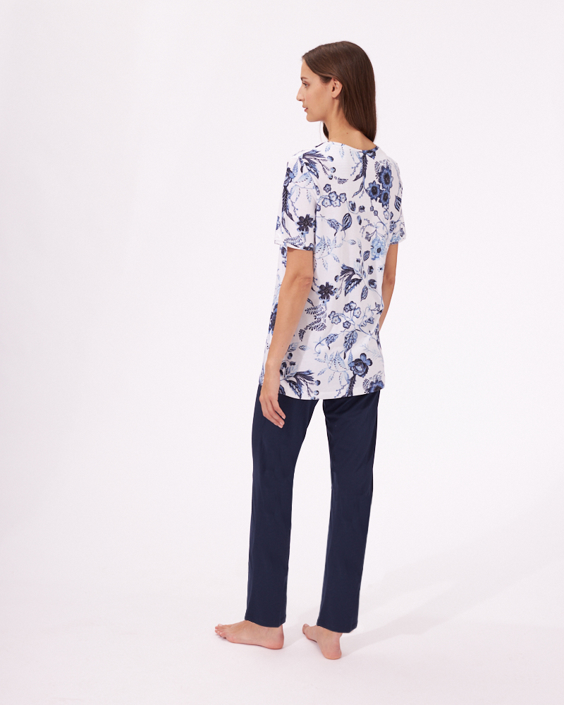 PYJAMA MIT HALBARM PYJAMA MIT HALBARM