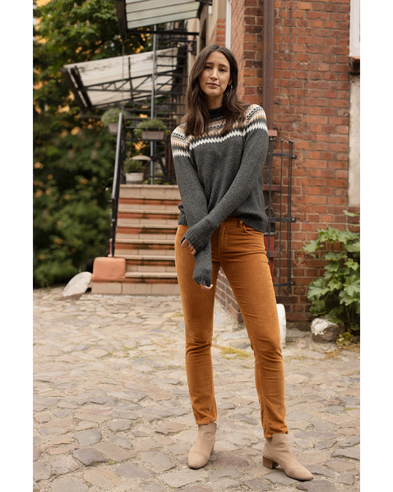 Norweger-Pulli_anthrazit_natur_422022-Cordjeans_curry_422020 SCHMALE CORD-JEANS L