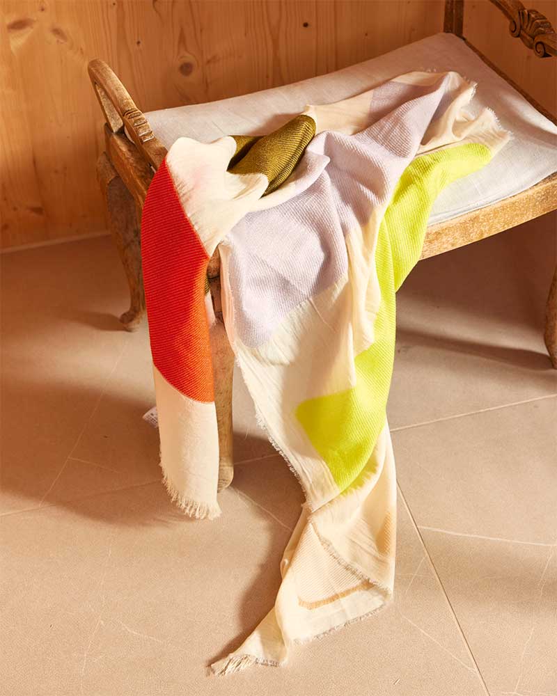 STREIFENSCHAL VON FRAAS