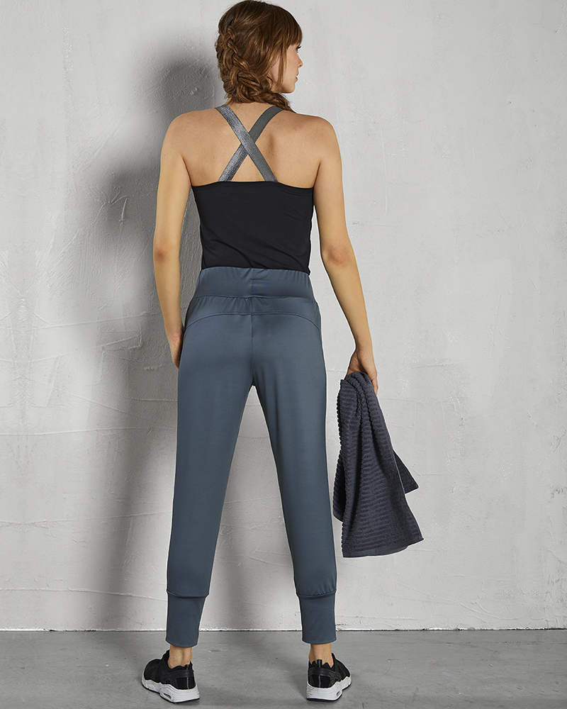 TOP-schwarz-405135_HOSE-blau-1298-411151 YOGA- UND RELAXHOSE N