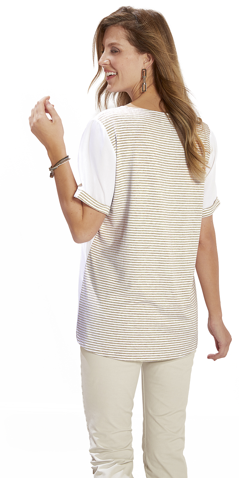 Bluse-sand_weiss_404019-Hose-beige_404001_025_4491 LOCKERE BLUSE IM MATERIAL-MIX