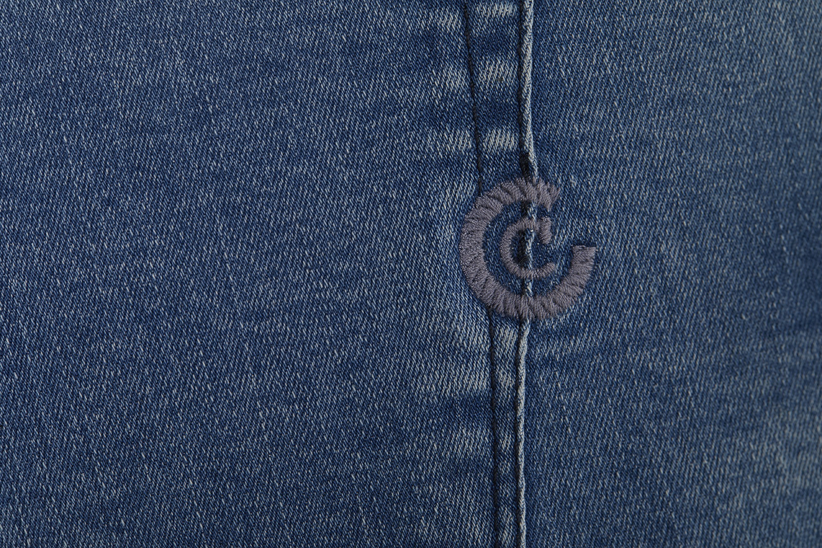 403027_45049 SCHMALE JEANS L MIT SEITENSTREIFEN