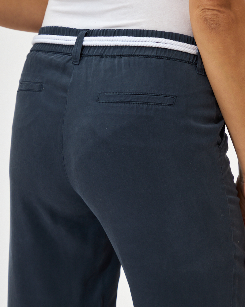 Trouser N
