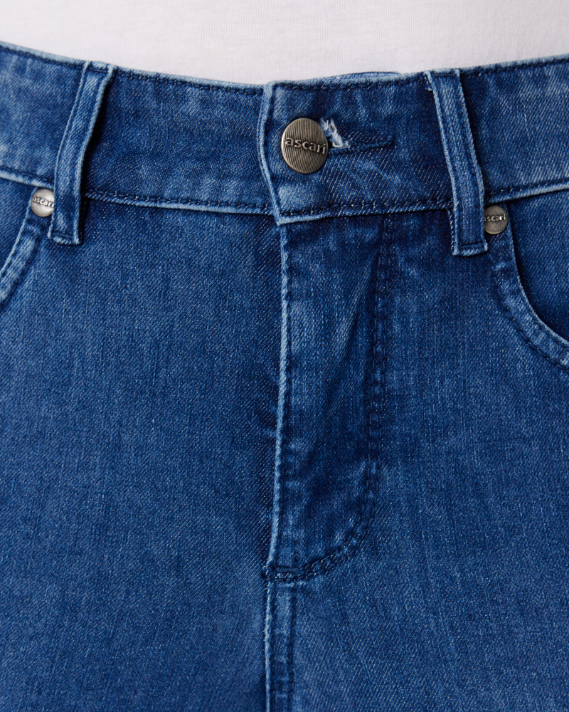 AUSGESTELLTE JEANS N VON ASCARI