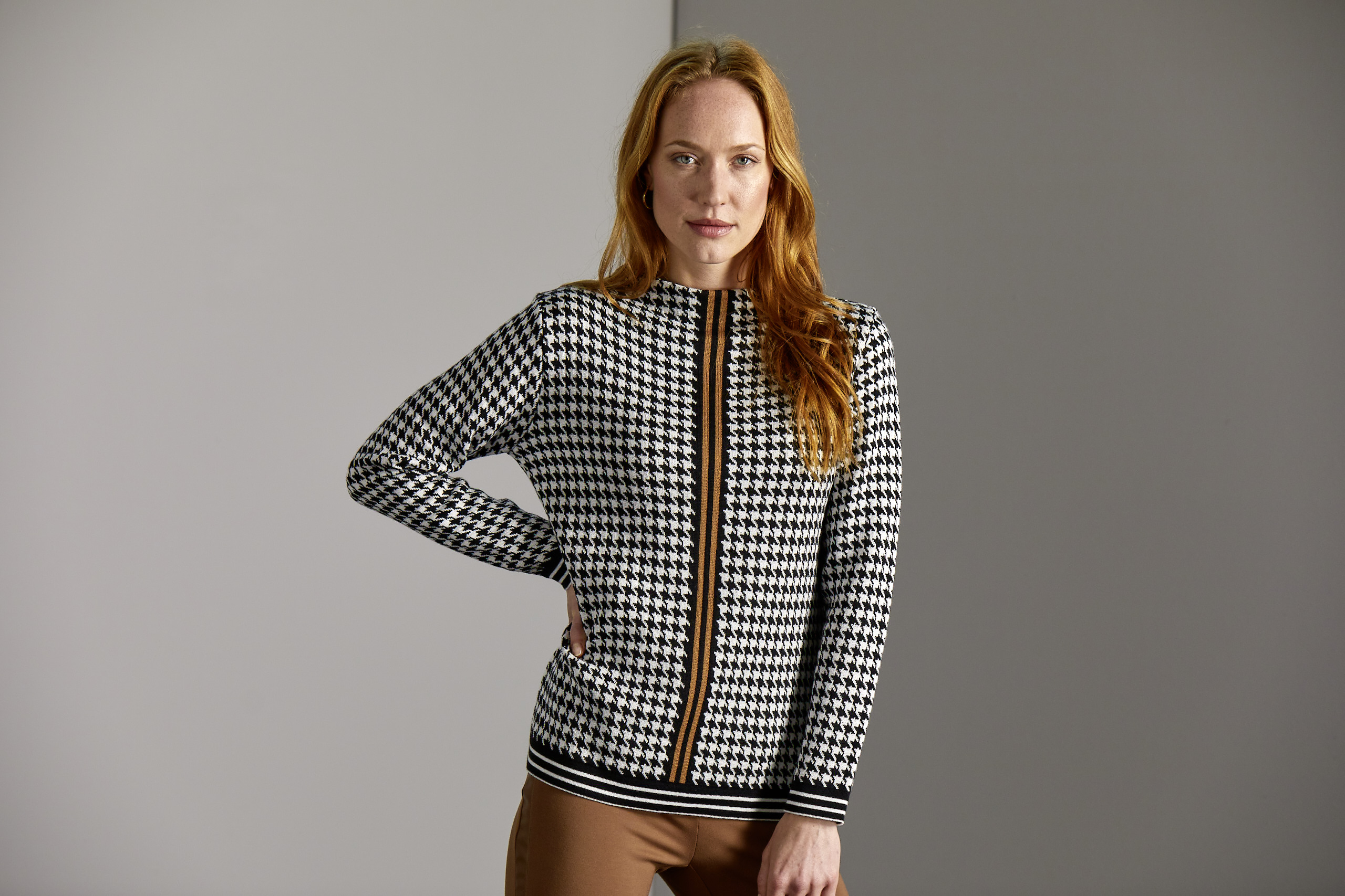 s28-421137-421122_1551 PULLI IN HAHNENTRITTMUSTER