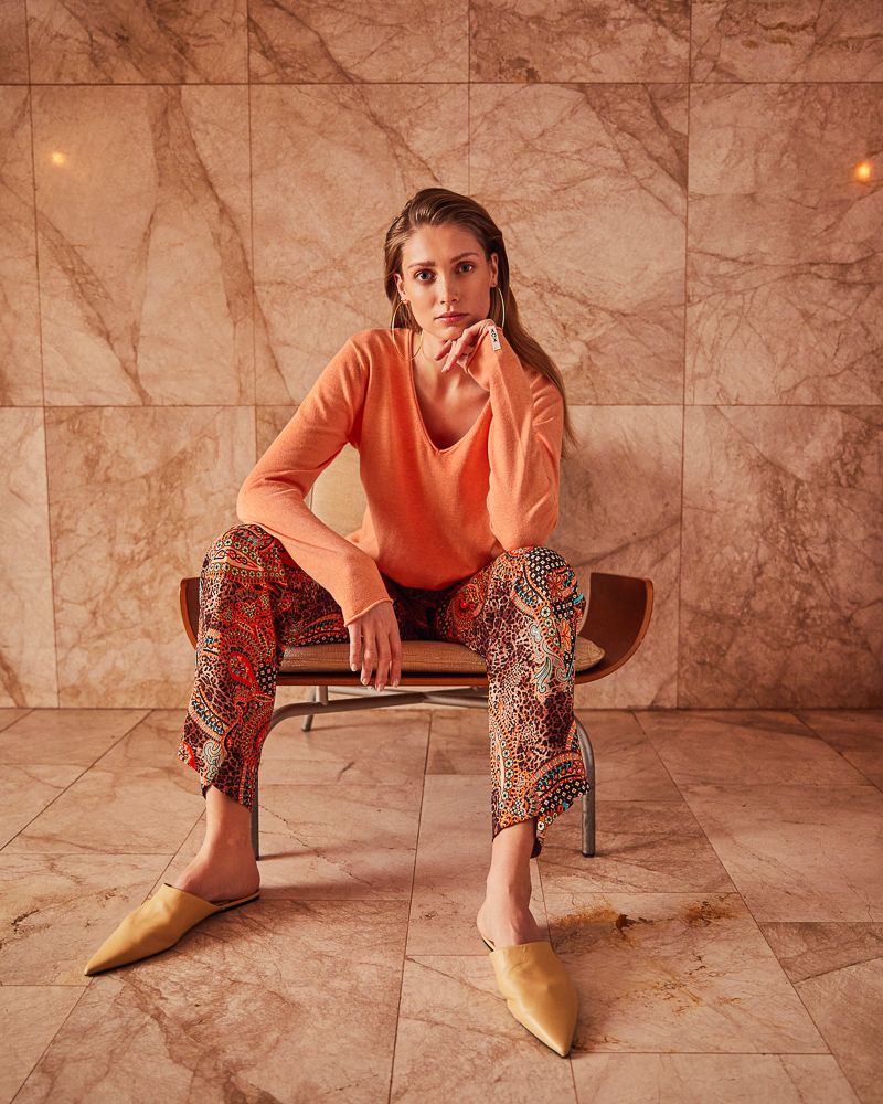 V-Pulli_mango_412006-Paisley-Hose_orange_gemustert_412037 LEICHTE VISKOSE-HOSE L