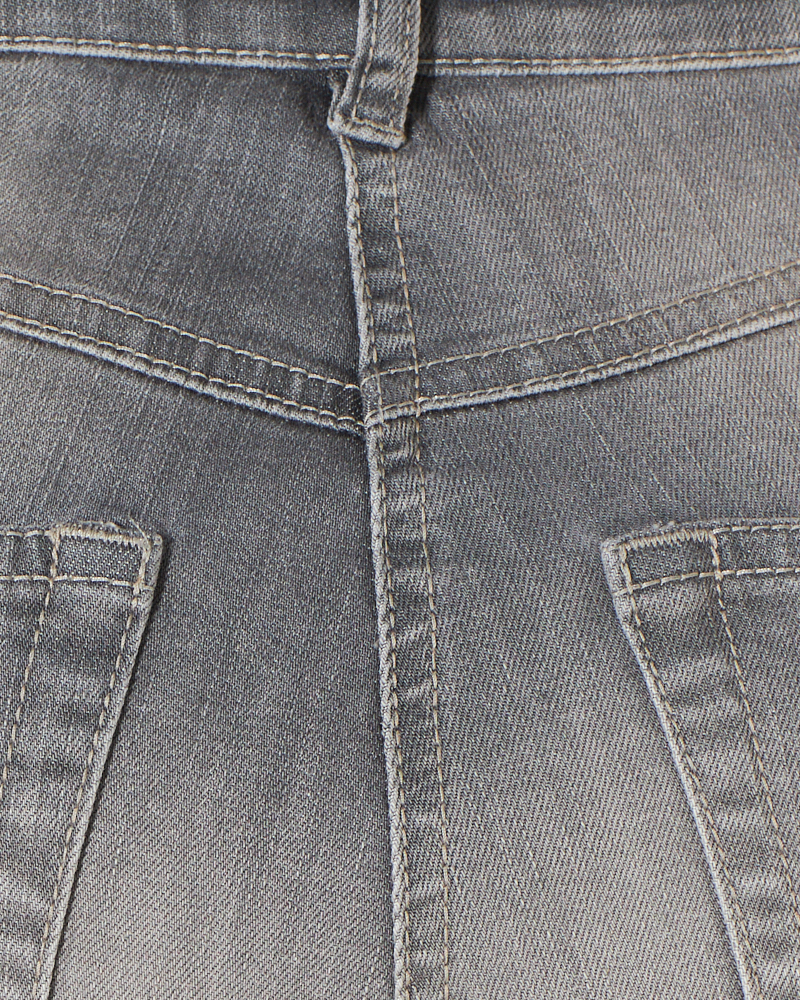 WEITE JEANS N VON BLOOMERS WEITE JEANS N VON BLOOMERS