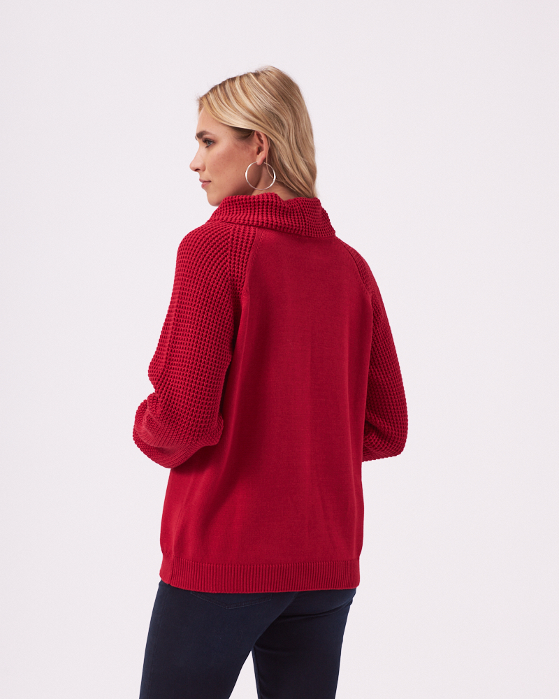 FEINSTRICKPULLI MIT ROLLKRAGEN FEINSTRICKPULLI MIT ROLLKRAGEN