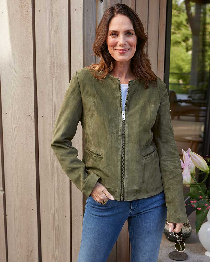 LEDERJACKE MIT ABNEHMBAREM KRAGEN