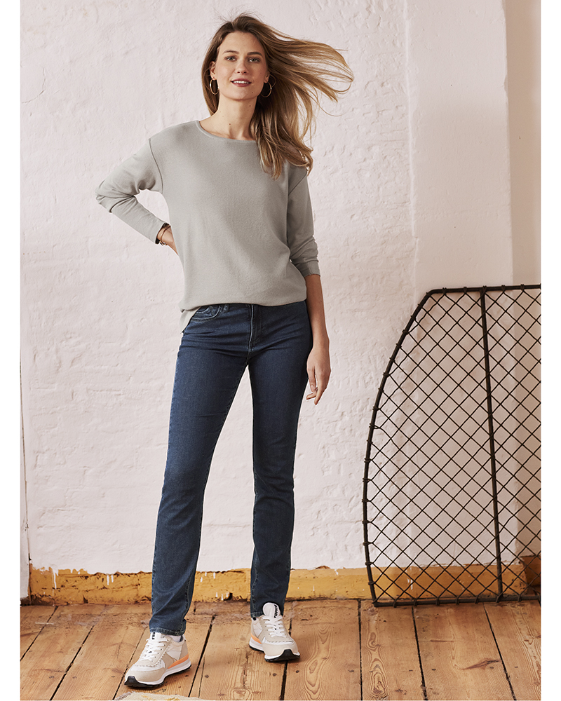 FEINSTRICK-PULLI MIT STRUKTUR FEINSTRICK-PULLI MIT STRUKTUR