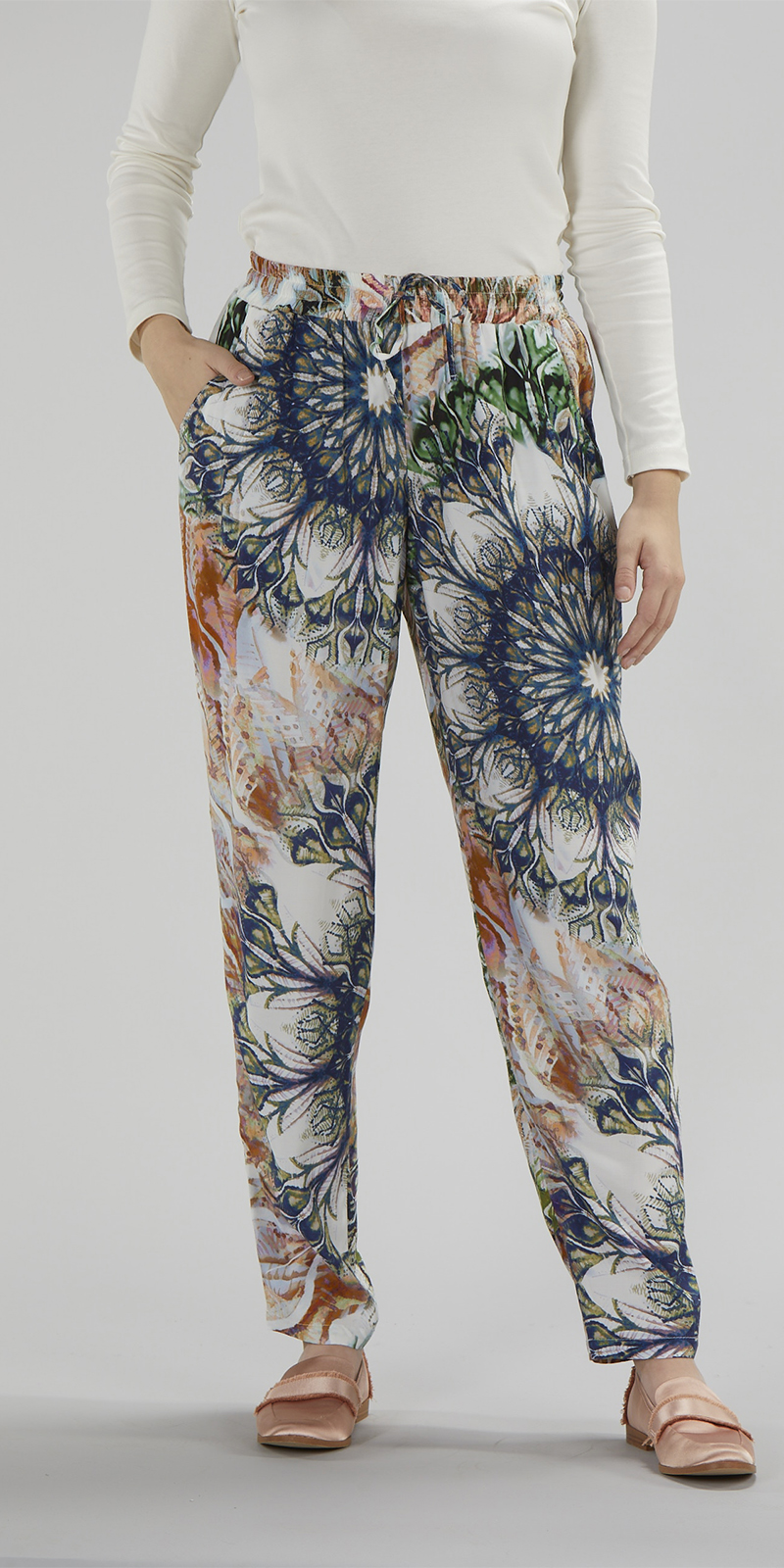 404013_1308PeyGmTiIJSjjW BEQUEME HOSE N AUS VISKOSE