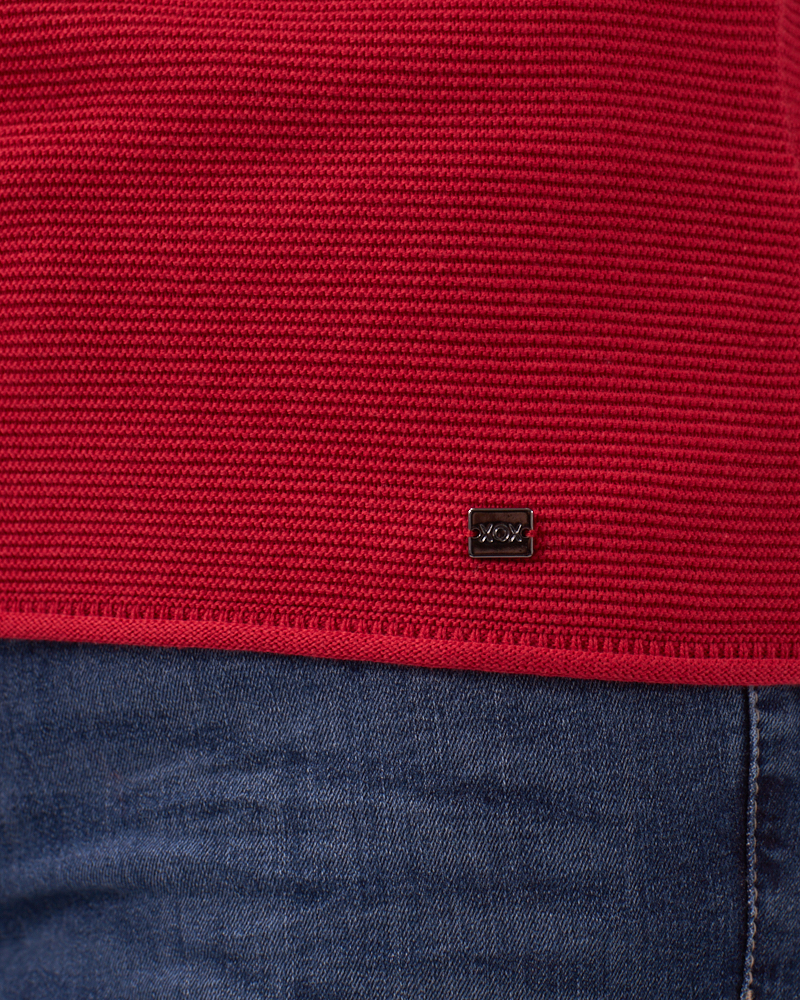 PULLI MIT V-AUSSCHNITT PULLI MIT V-AUSSCHNITT