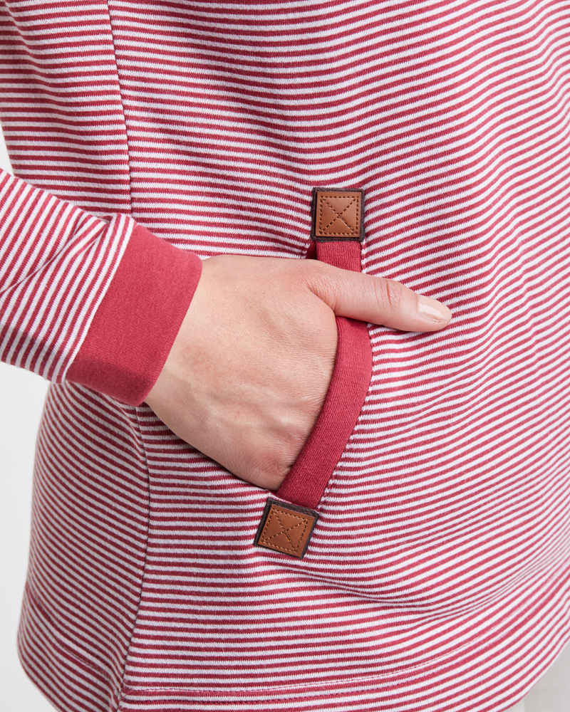 Sweatshirt_rot_weiss_geringelt_421101_Tara_Detail-2 RINGEL-SWEATSHIRT