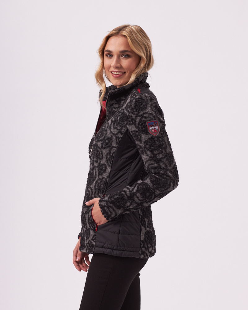 TRACHTENJACKE VON ALMGWAND TRACHTENJACKE VON ALMGWAND