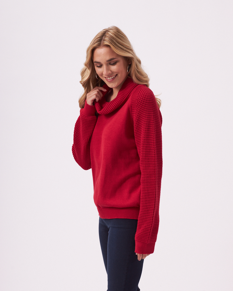 FEINSTRICKPULLI MIT ROLLKRAGEN FEINSTRICKPULLI MIT ROLLKRAGEN