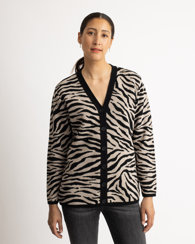 STRICKJACKE STRICKJACKE