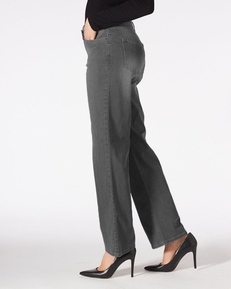 WEITE JEANS N VON BLOOMERS WEITE JEANS N VON BLOOMERS