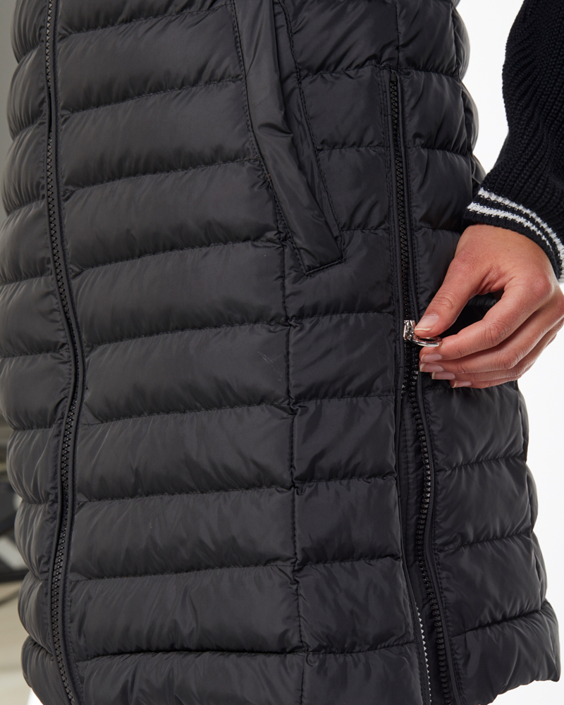 Weste_schwarz_421157_Vicky_405022_Detail LANGE STEPPWESTE