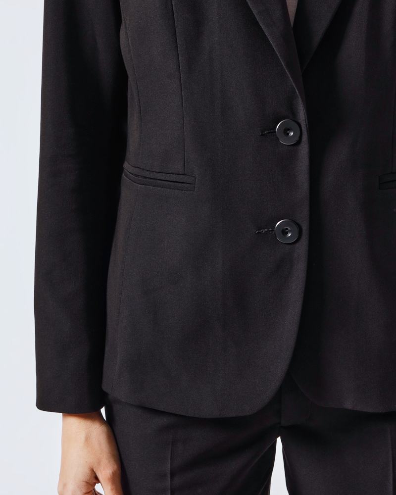 BLAZER MIT REVERSKRAGEN BLAZER MIT REVERSKRAGEN