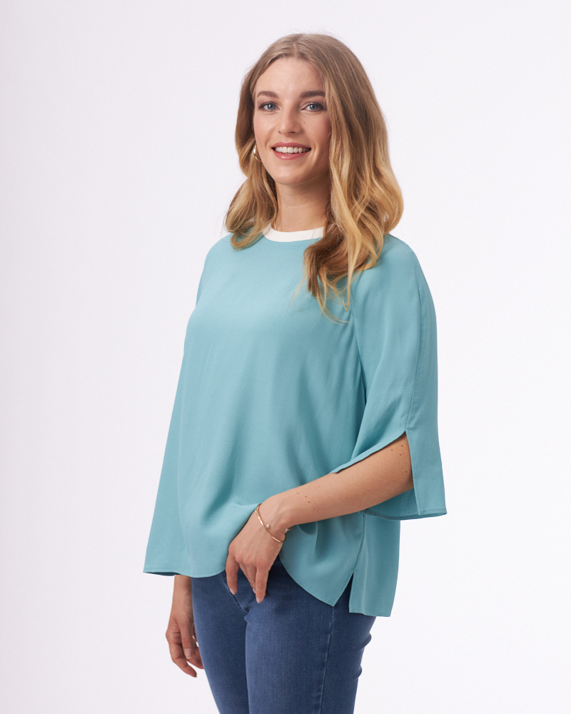 LOCKERE VISKOSE-BLUSE