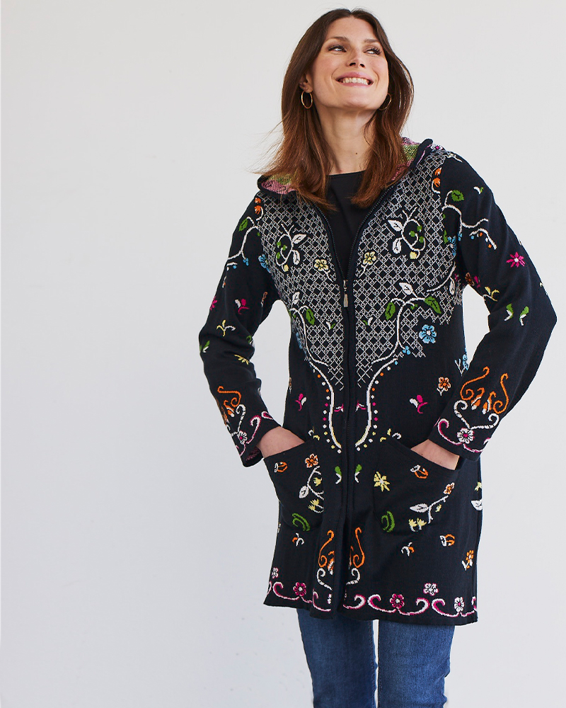 EXTRAVAGANTE STRICKJACKE EXTRAVAGANTE STRICKJACKE