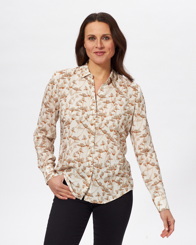 FEMININE BLUSE MIT BLÜTENDRUCK FEMININE BLUSE MIT BLÜTENDRUCK