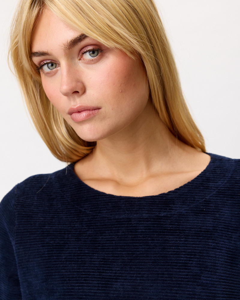 SWEATSHIRT AUS SAMTCORD