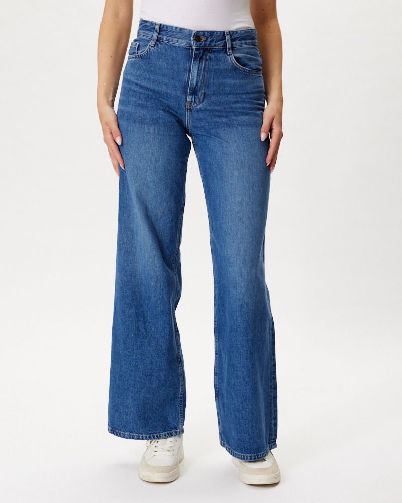 WEITE JEANS K VON CROSS JEANS